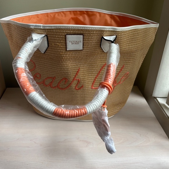 New Victorias Secret Straw Beach Tote w/ Rope Handles, & Palm Tree & Wristlet - Picture 2 of 9